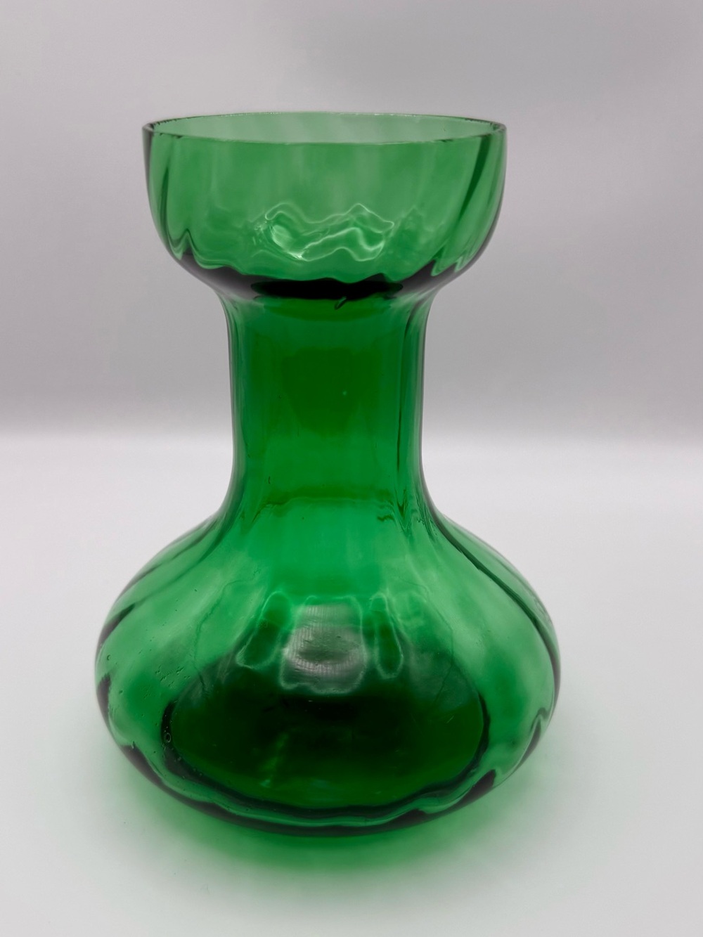Vintage Mid-Century Royal Leerdam Emerald Green Glass Garlic Hyacinth Bulb Vase